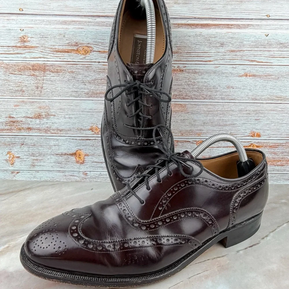 Johnston & Murphy Wingtips Mahogany Lace-up Oxford
